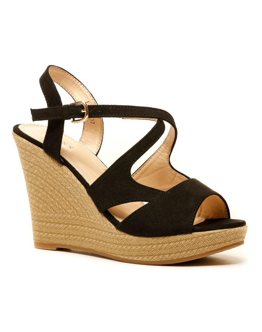 Sandale compensée noire motif tressé