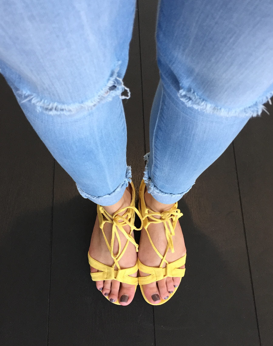 Sandale jaune effet suédine