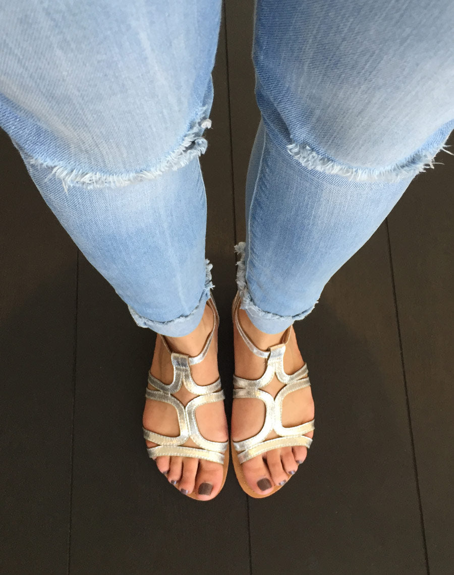 Sandale plates argent brides brillants