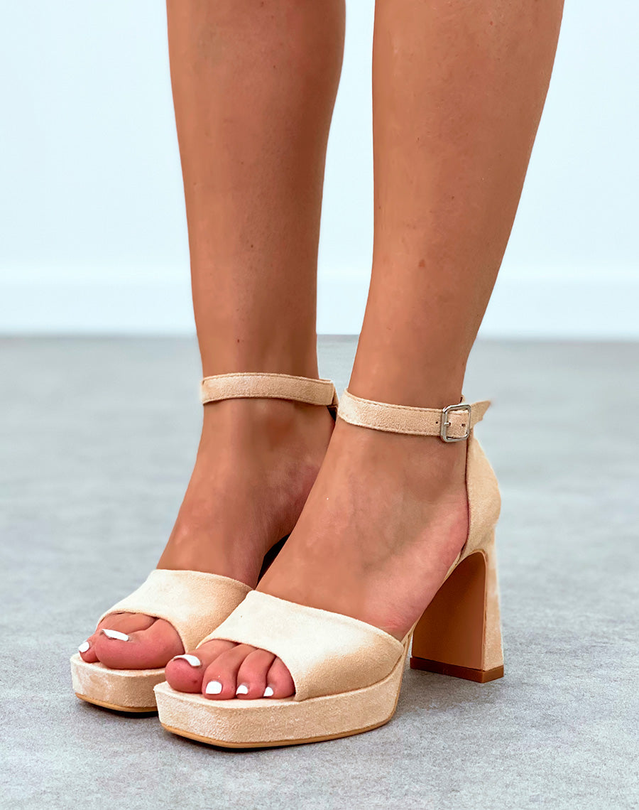 Sandales babies en suédine beige