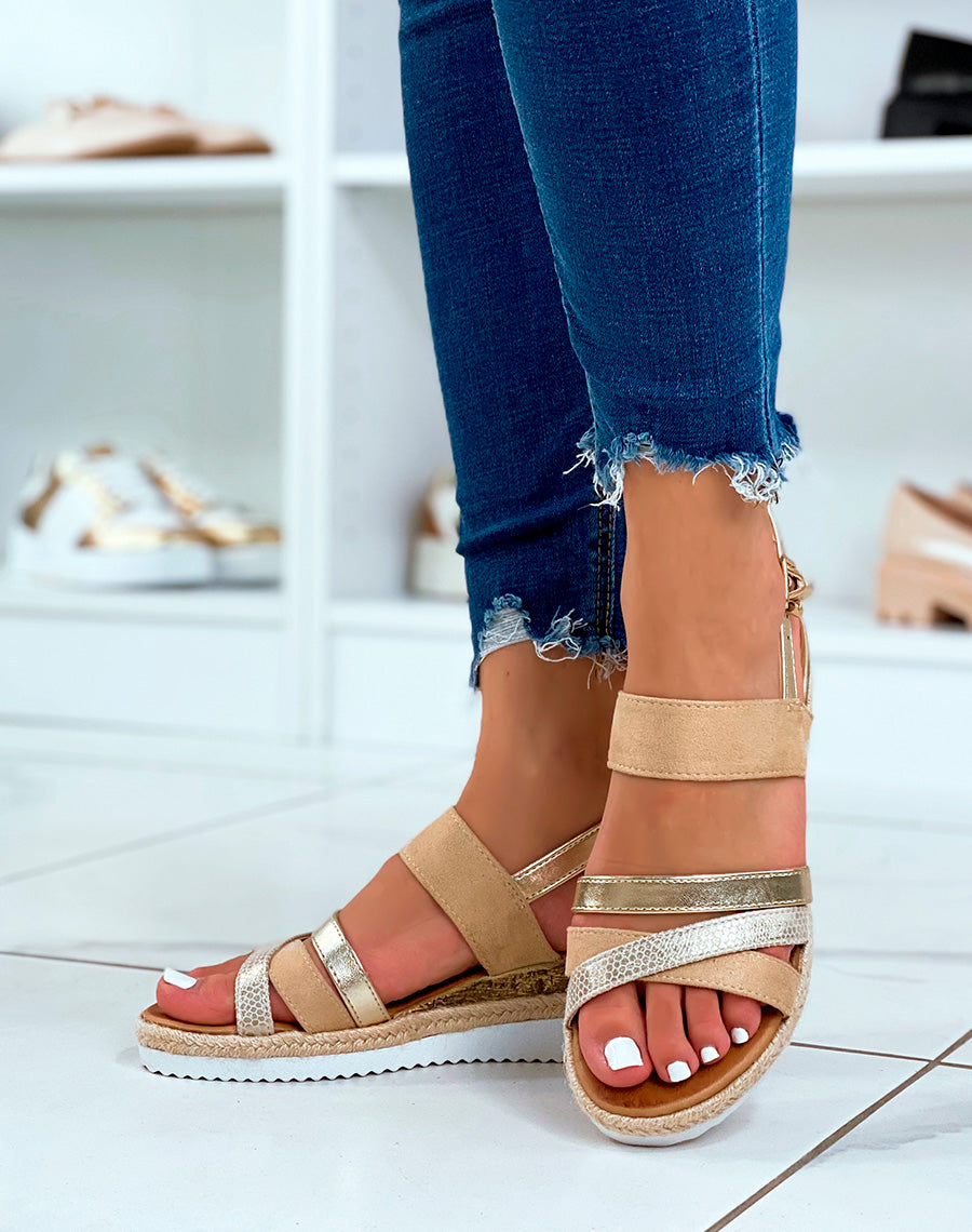 Sandales beiges aux multiples lanières entrecroisées