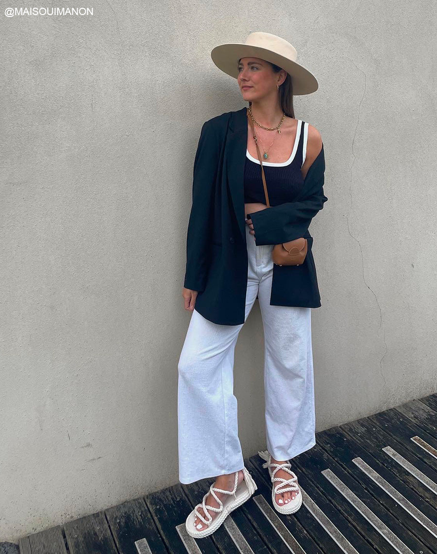 Sandales beiges à plateforme et à corde