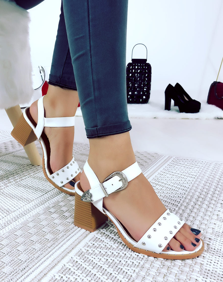 Sandales Blanche à petit talon