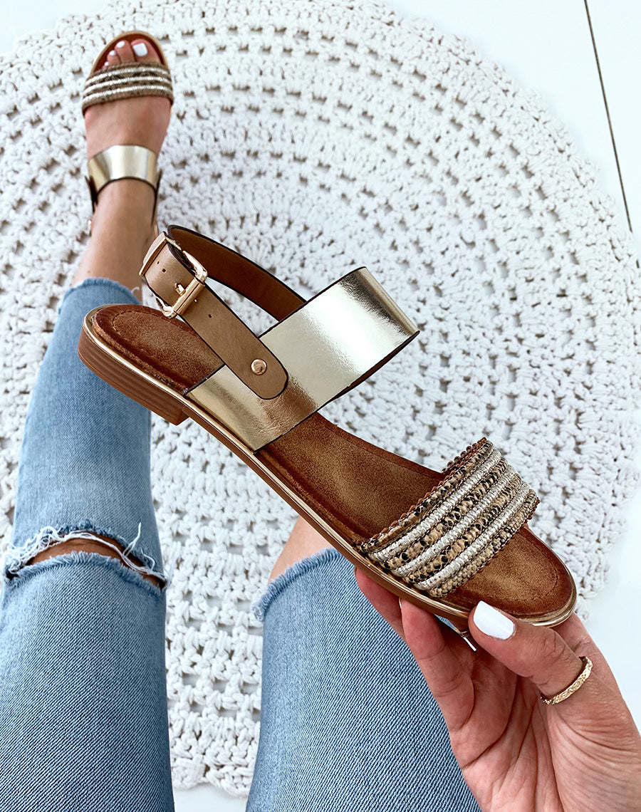 Sandales camel avec grosse bride dorée