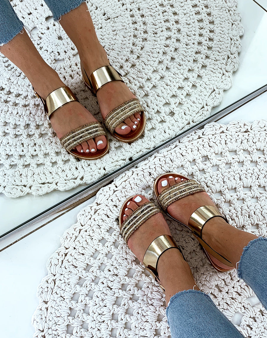 Sandales camel avec grosse bride dorée