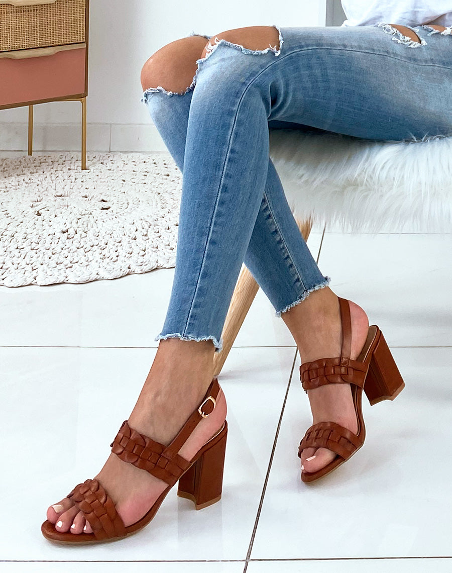 Sandales camel à brides superposées