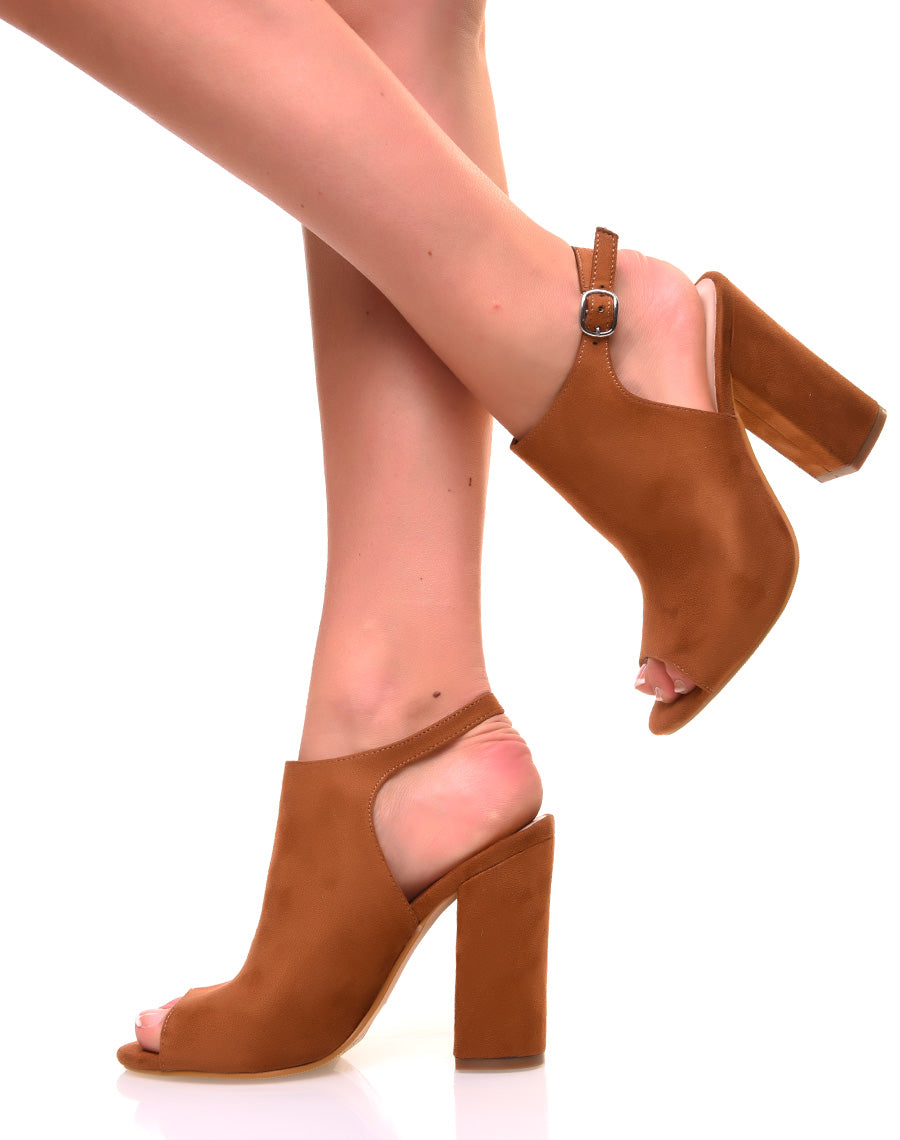 Sandales camel en suédine bout ouvert