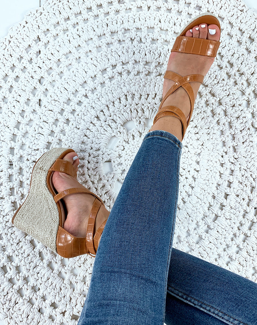 Sandales compensées camel croco