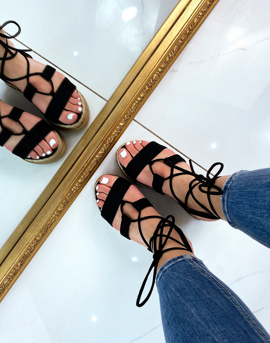 Sandales compensées en suédine noire