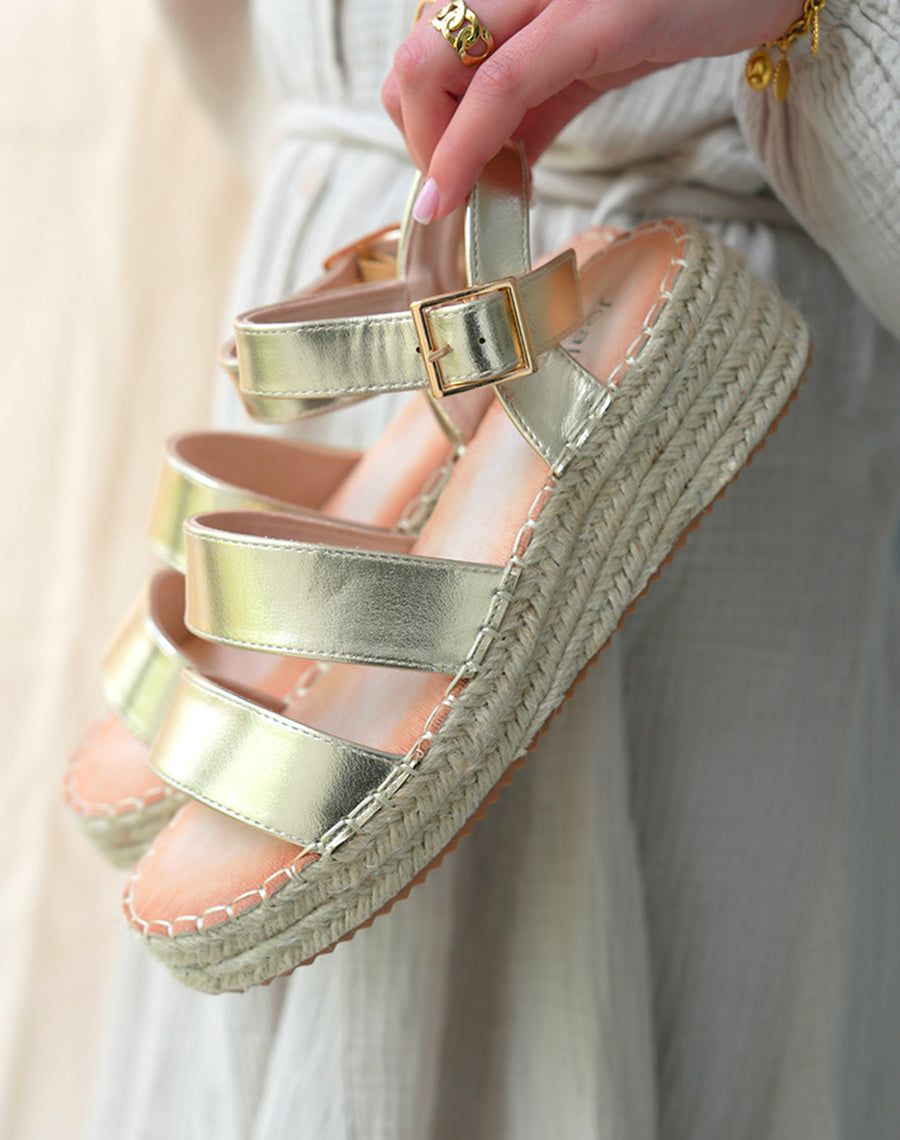 Sandales Compensées Femme en Doré Éclatant avec Lanières et Détail Corde