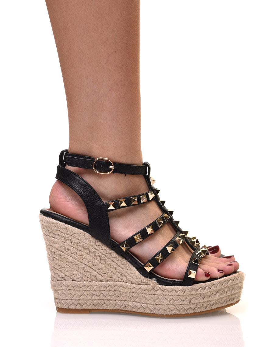 Sandales compensées noires cloutées