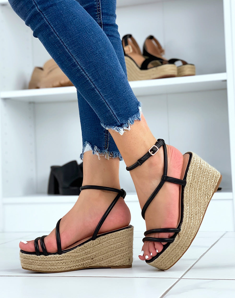 Sandales compensées noires à lanières croisées