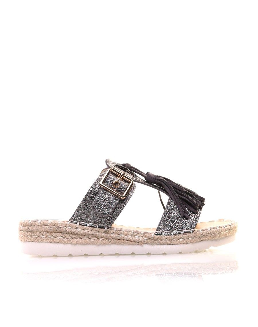 Sandales couleur étain à bride et pompons