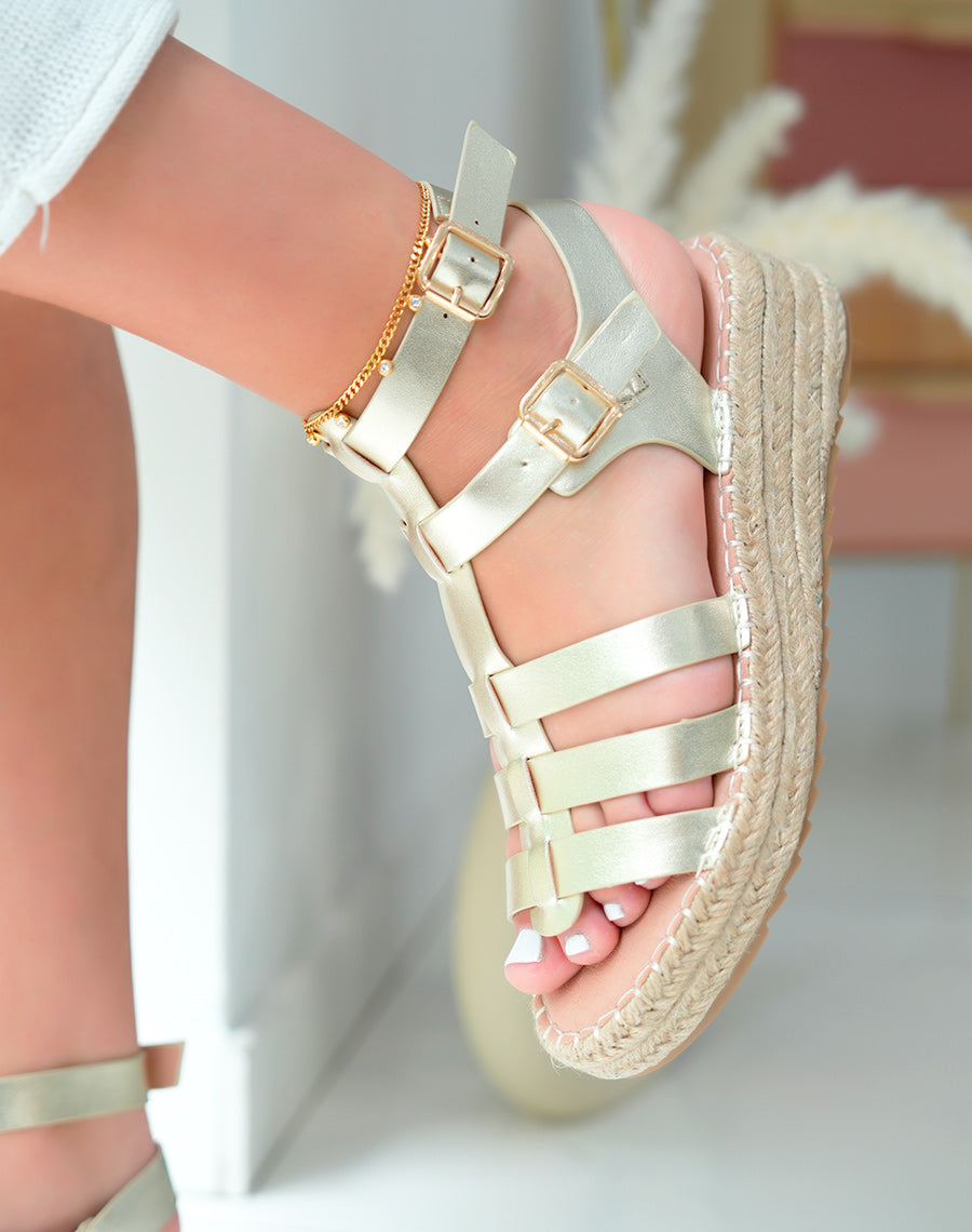 Sandales dorées compensés en corde à multiples lanières