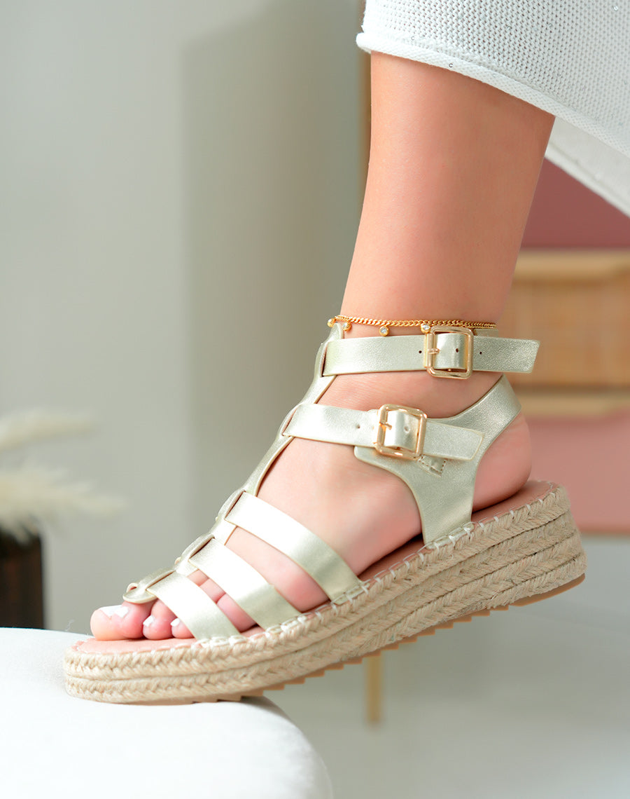 Sandales dorées compensés en corde à multiples lanières