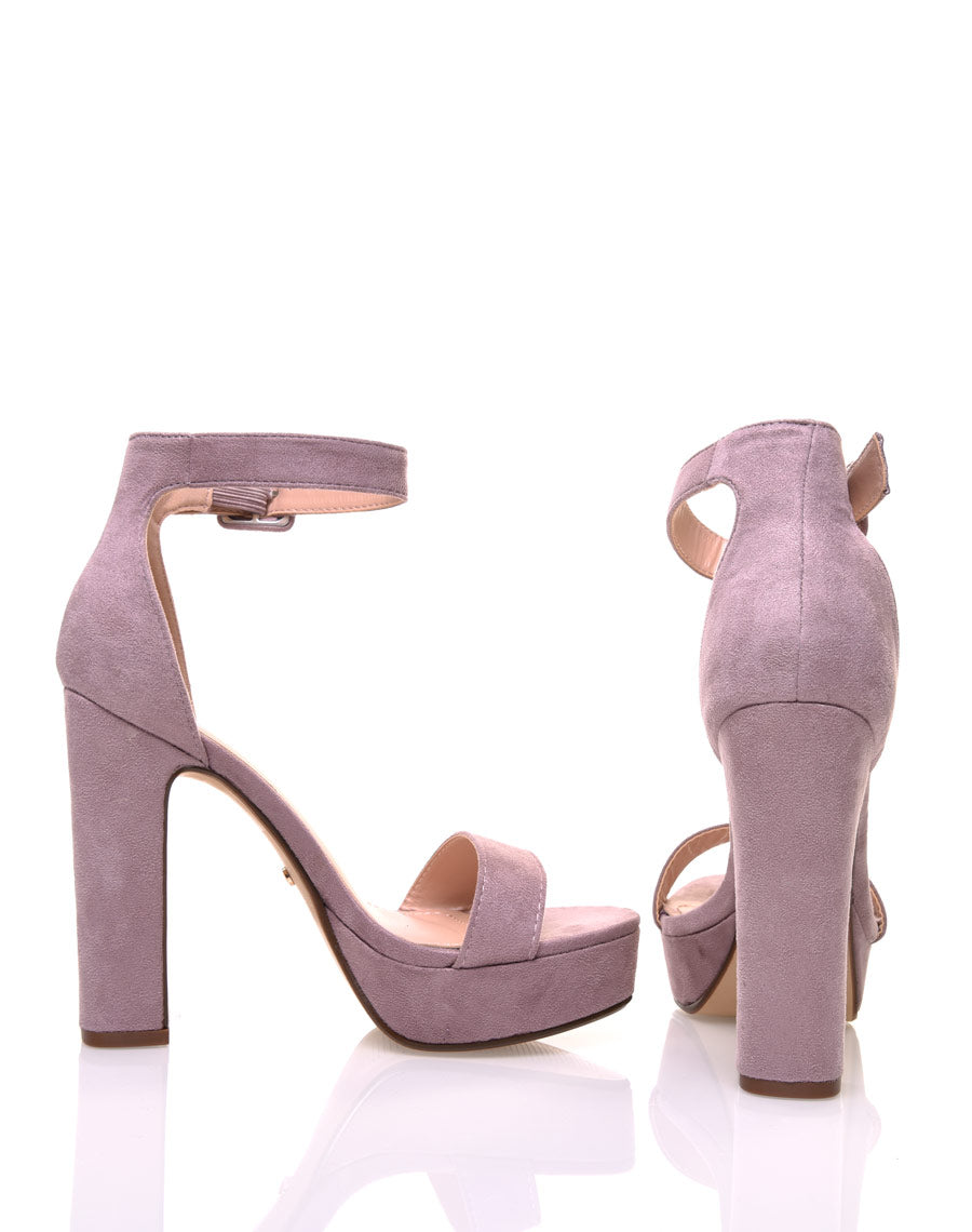 Sandales en suédine à plateformes mauves