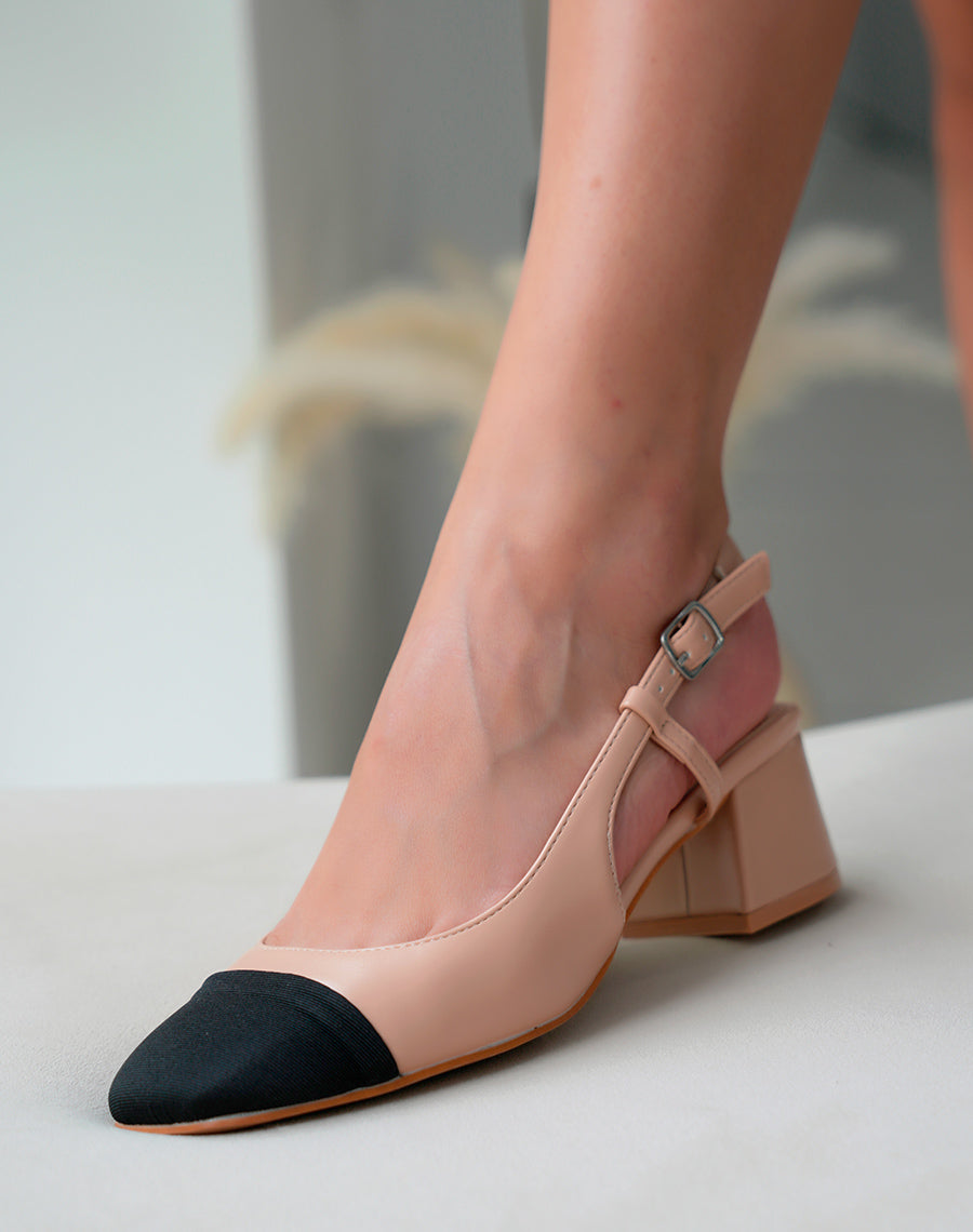 Sandales Femme Beiges à Talon Épais et Bout Noir - Élégance Naturelle