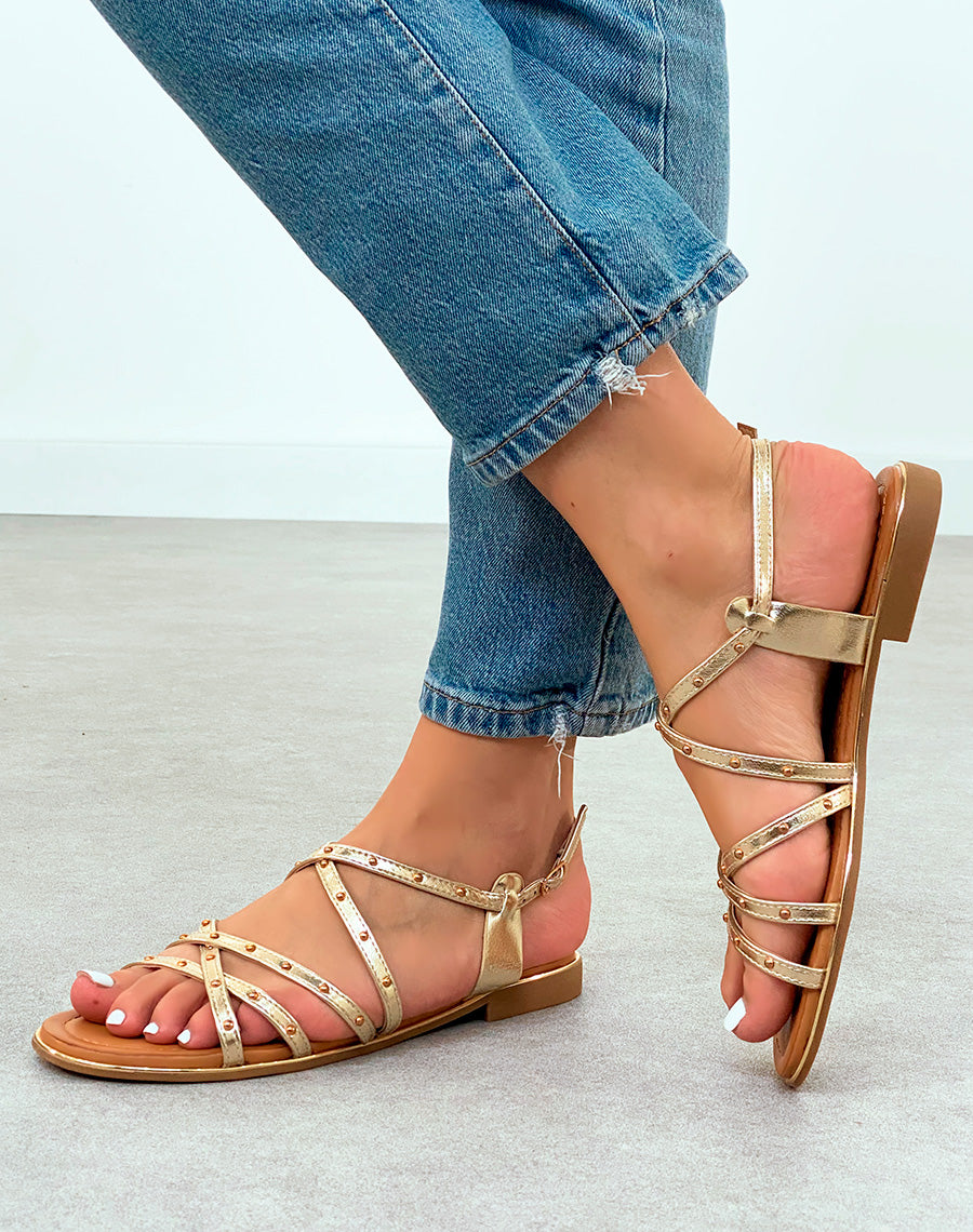 Sandales femme dorées à lanières cloutées – Éclat chic et allure moderne