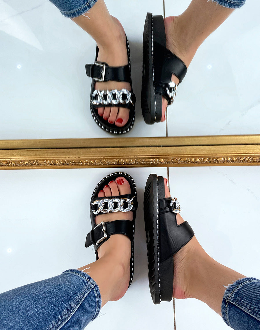 Sandales noires à doubles brides et chaîne argentée