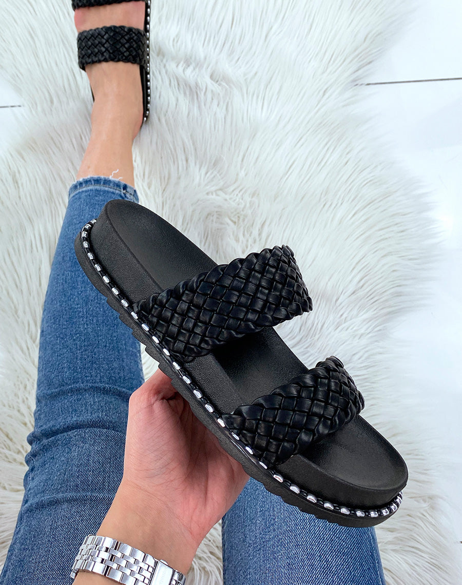Sandales noires à doubles brides tressées