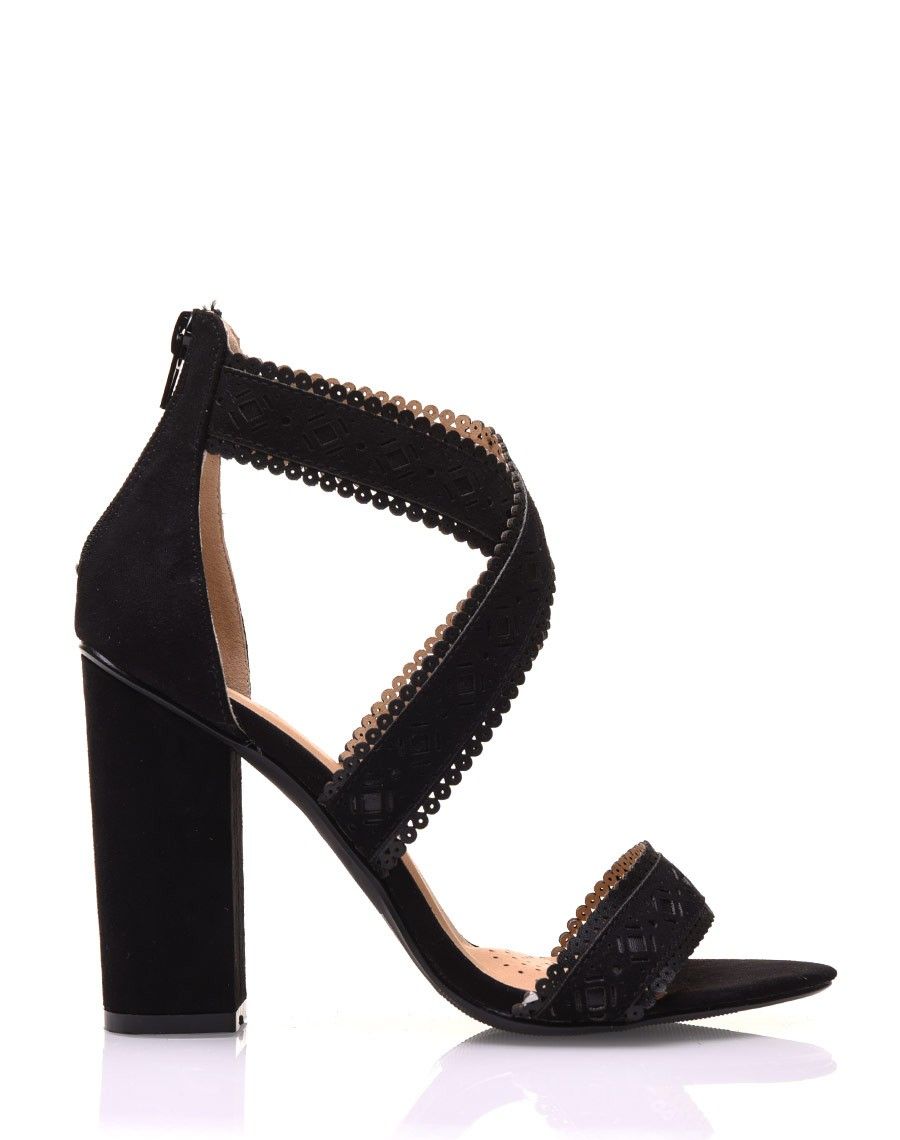 Sandales noires en suédine à talons épais