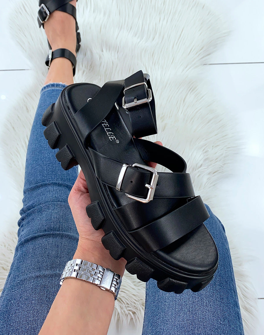 Sandales noires à multiples brides et semelle crantée