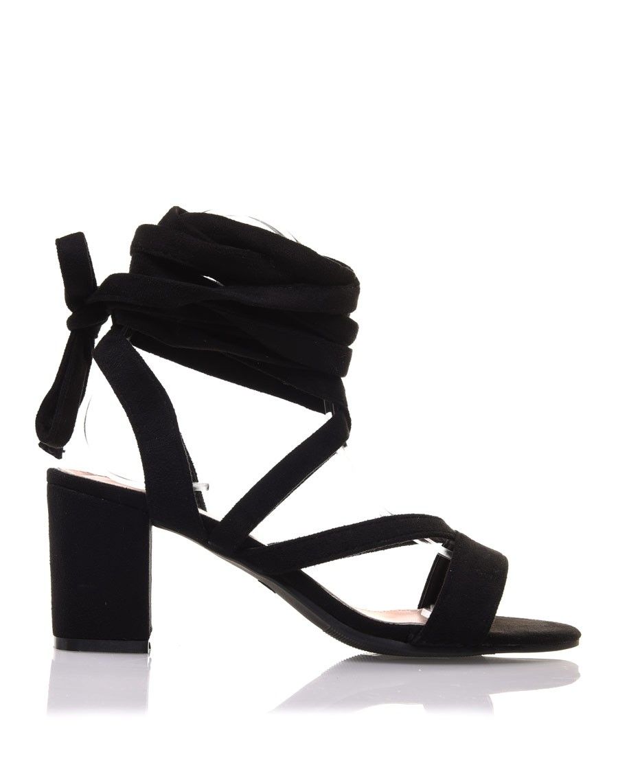 Sandales noires à petit talon