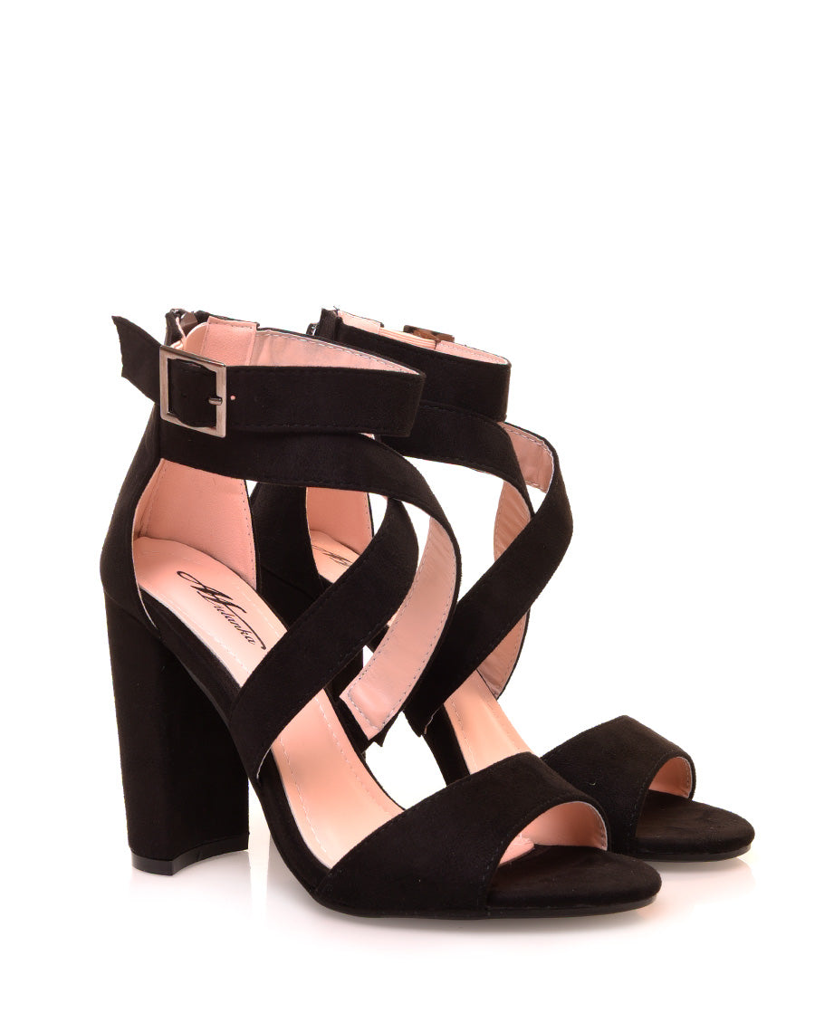 Sandales noires à talon carré en suédine