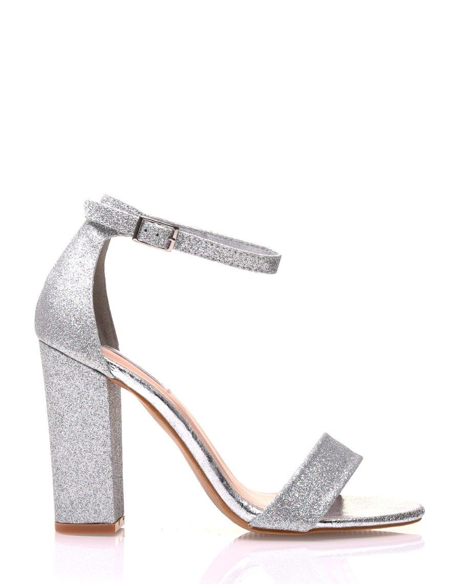 Sandales pailletées argentées à talons