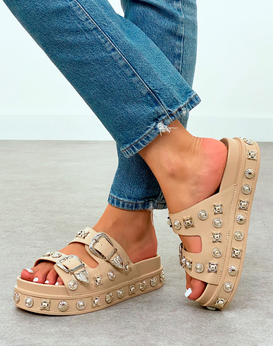 Sandales Plateforme Beiges Femme à Double Sangle Cloutée
