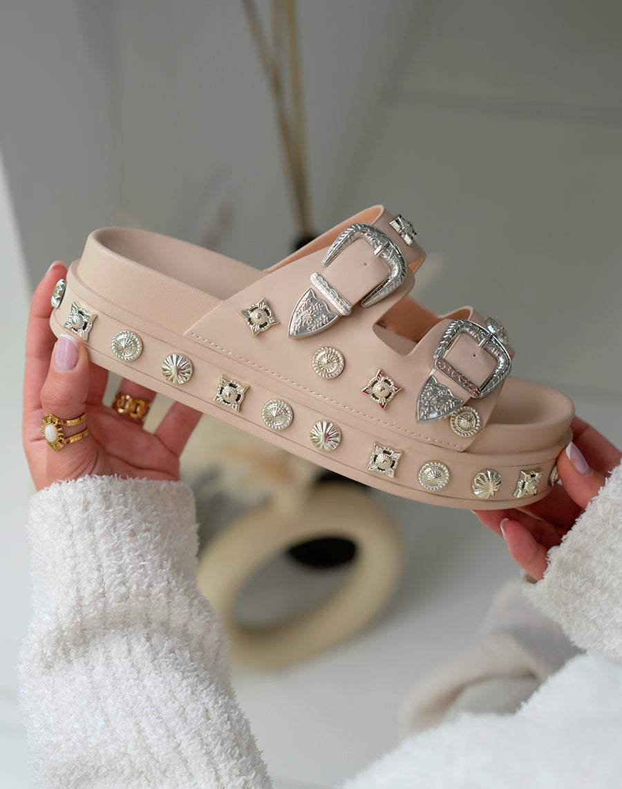 Sandales Plateforme Beiges Femme à Double Sangle Cloutée