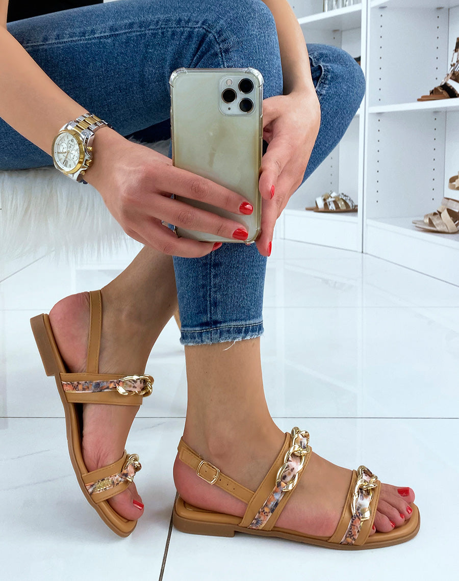 Sandales plates camel à détails dorées et fleuries