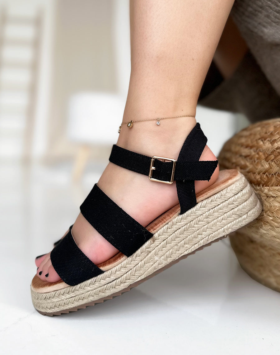Sandales plates noires à doubles sangles en toile avec plateforme en jute
