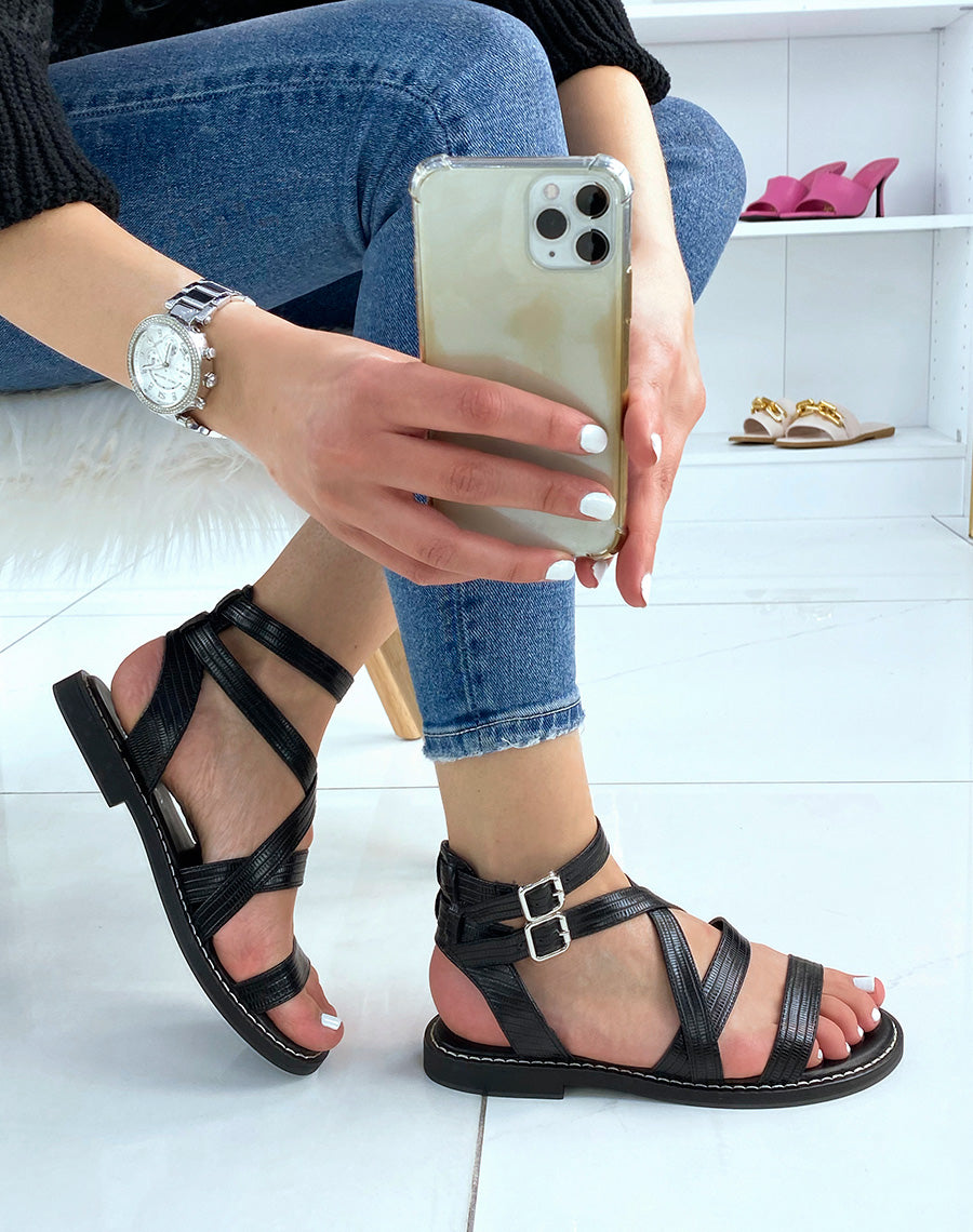 Sandales plates noires à multiples brides