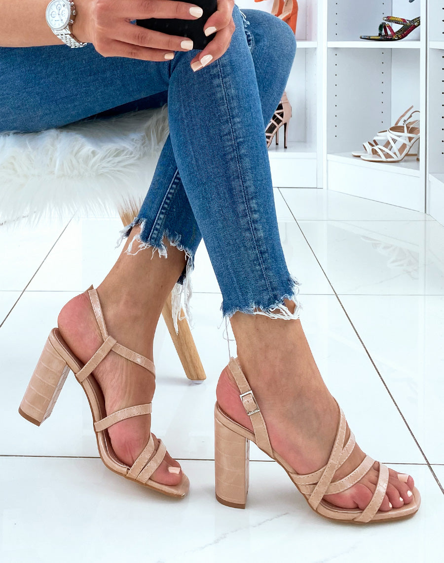 Sandales à talons beiges en effet croco