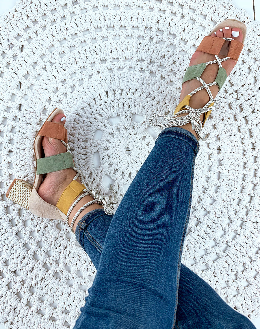 Sandales à talons pastel