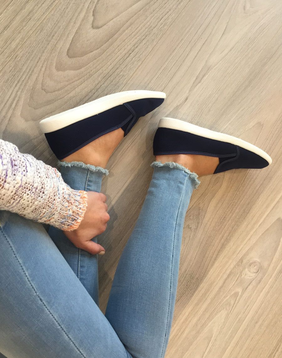 Slipper marine légères et confortables