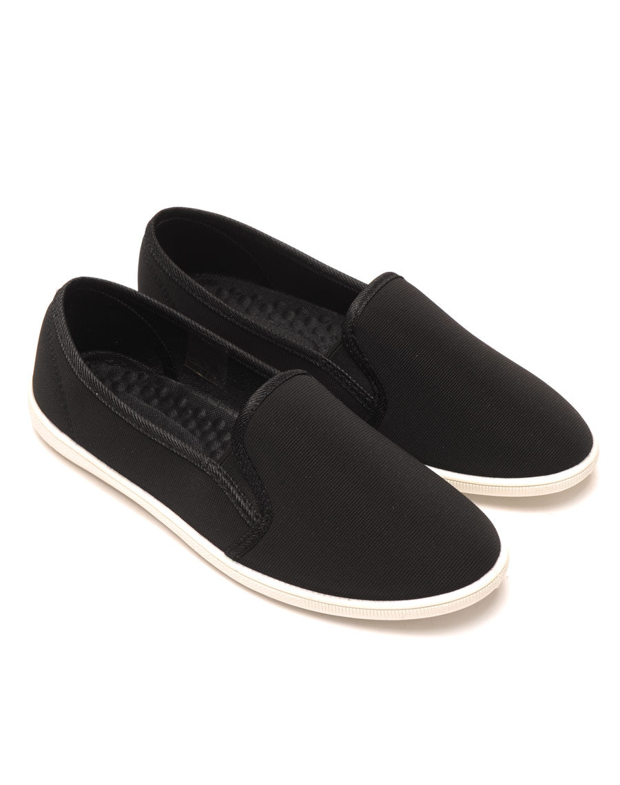 Slipper noir légères et confortables