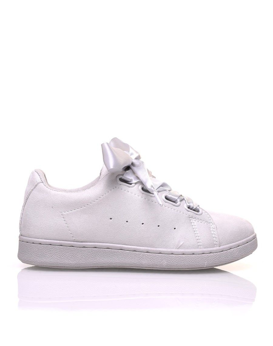 Sneakers grises en suédine