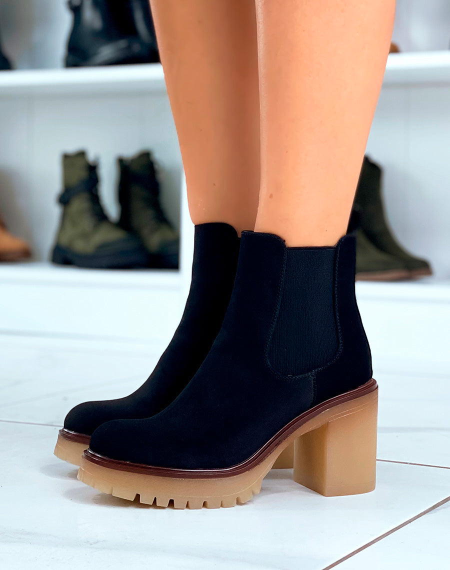 Sophistication Urbaine : Bottines Noires en Suédine à Talon et Élastique Large