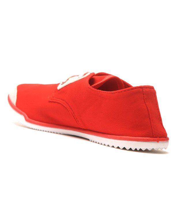 Tennis fines rouges en tissu