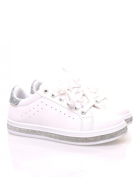 Baskets blanches avec strass