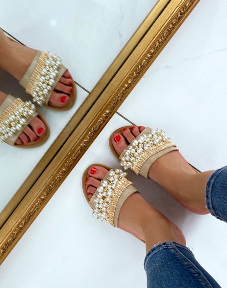 Beige mules with multiple pearls