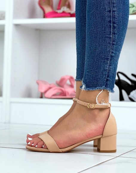 Beige sandals with small heel