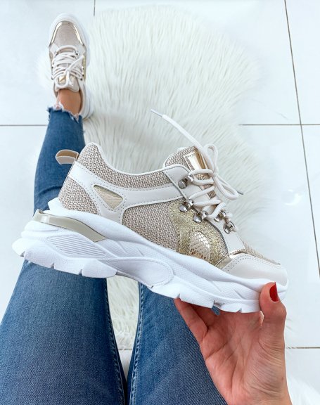 Beige sneakers with silver insert and band on heel