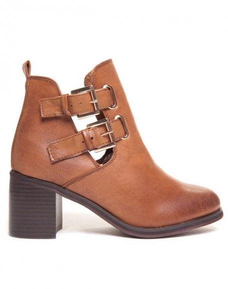 Bellucci camel ankle boot with golden buckle