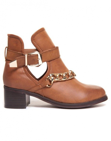 Bellucci camel heeled ankle boot with golden chain