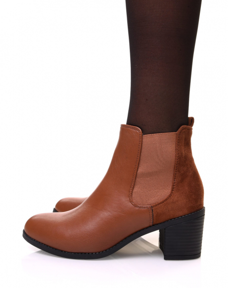 Bi-material camel Chelsea boots with mid-high heel