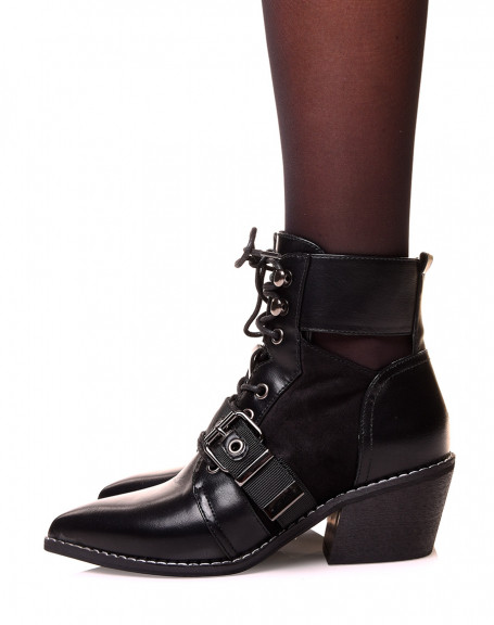 Black cowboy boots with bi-material laces