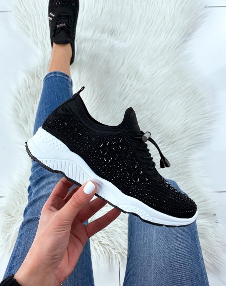 Black fabric sneakers with shiny panel